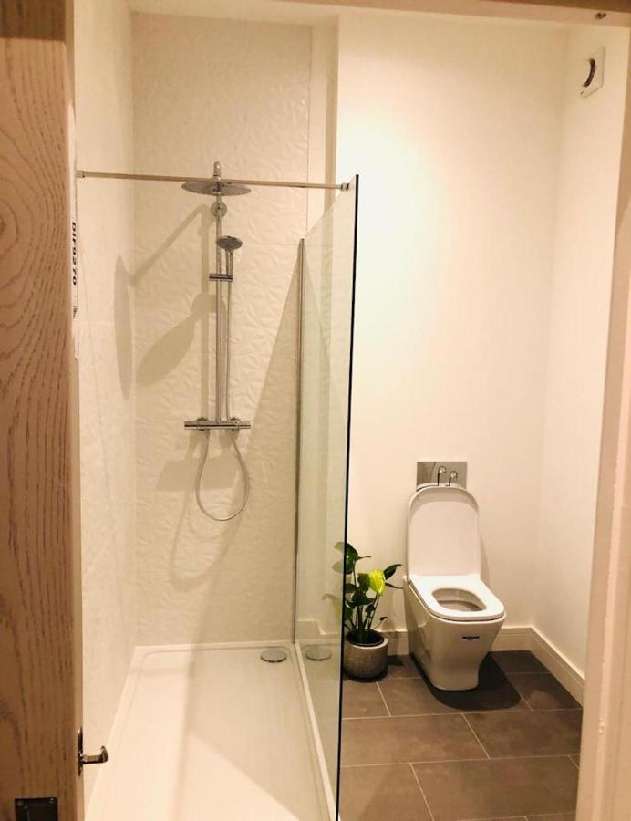 ארברות' See Our Amazing Score At The Kepties - 5 X Luxurious Serviced Apartments - With Gardens - Fully Equipped - Free Parking - By Orion Short Stays - See Our Other Individual Listings --- This Is For Brand Awareness Only --- מראה חיצוני תמונה