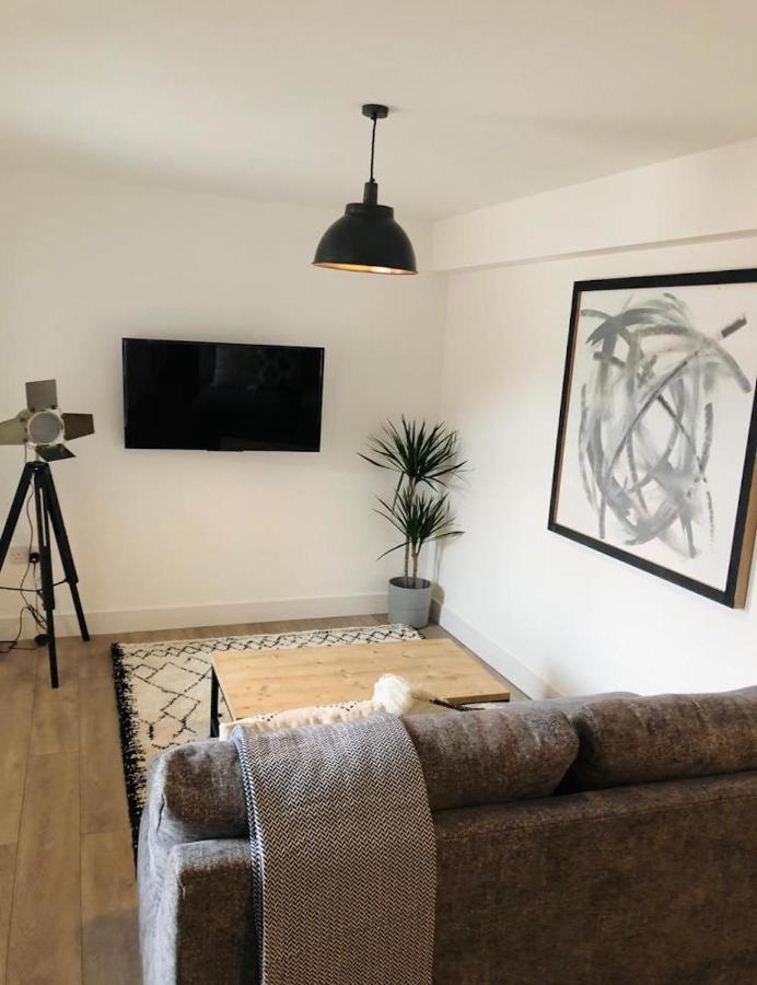ארברות' See Our Amazing Score At The Kepties - 5 X Luxurious Serviced Apartments - With Gardens - Fully Equipped - Free Parking - By Orion Short Stays - See Our Other Individual Listings --- This Is For Brand Awareness Only --- מראה חיצוני תמונה